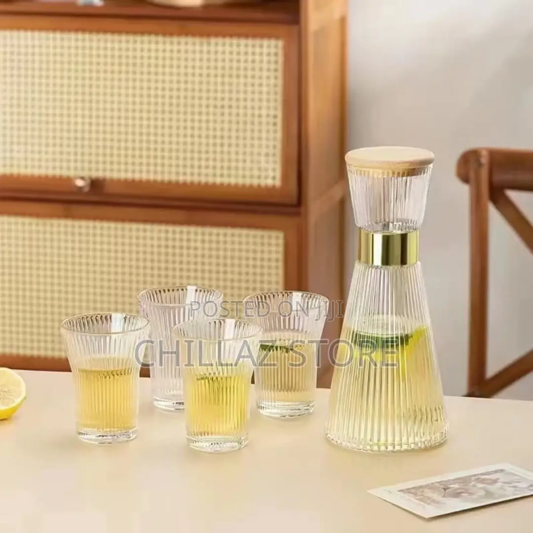 A Set of Water Jar and 4 Glasses