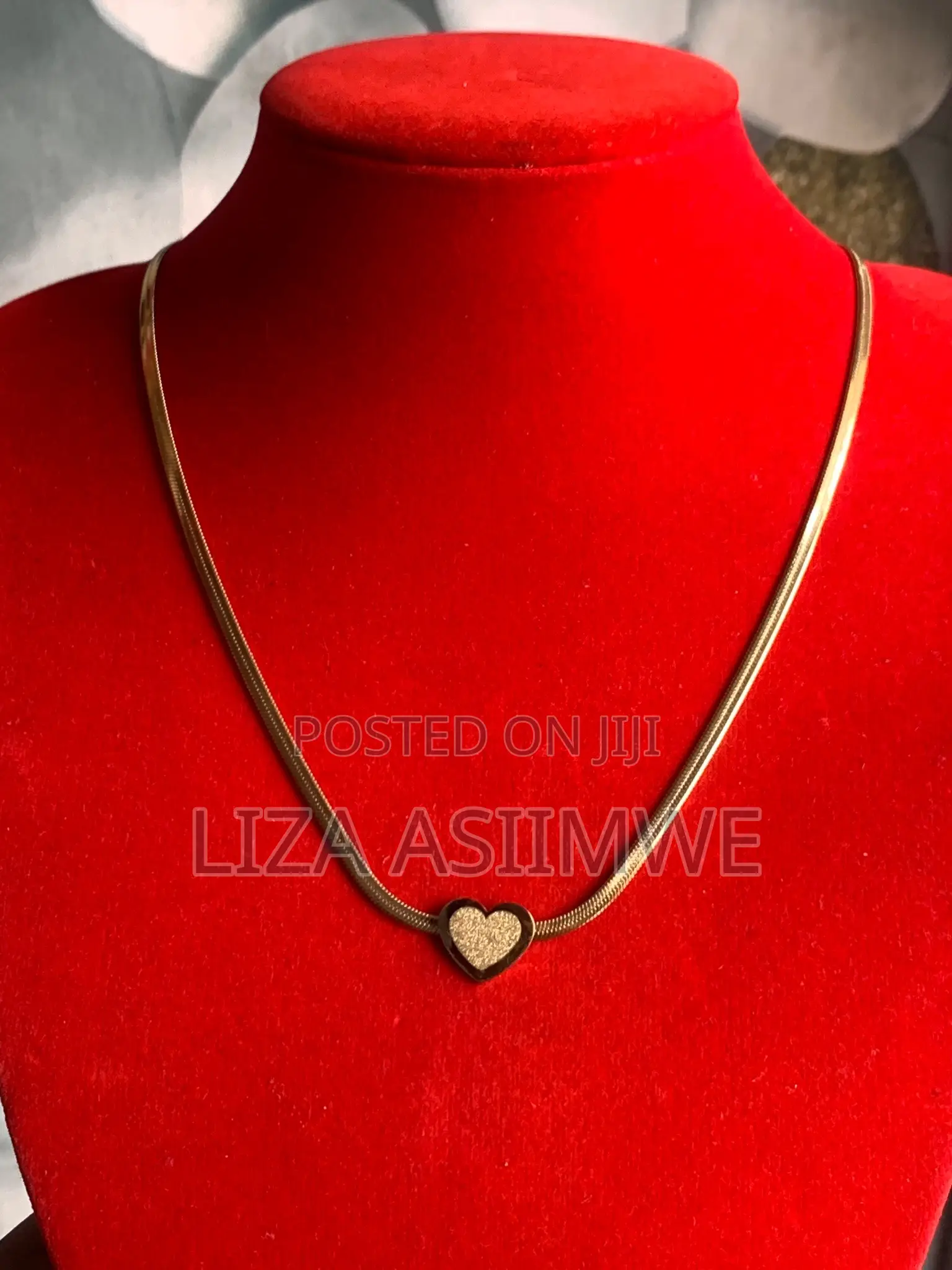 Lady’S Necklaces