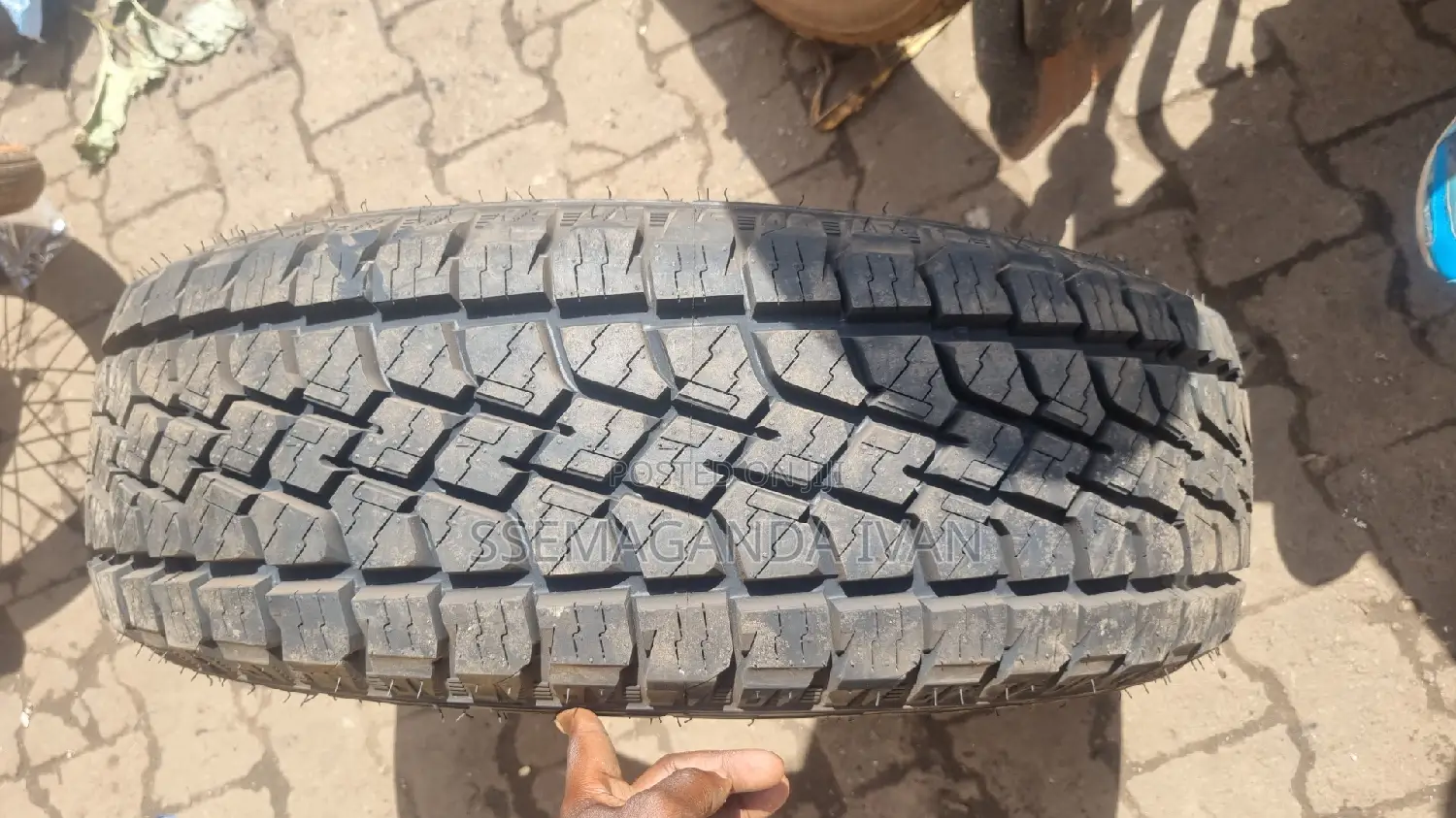 245/70r17 a/T