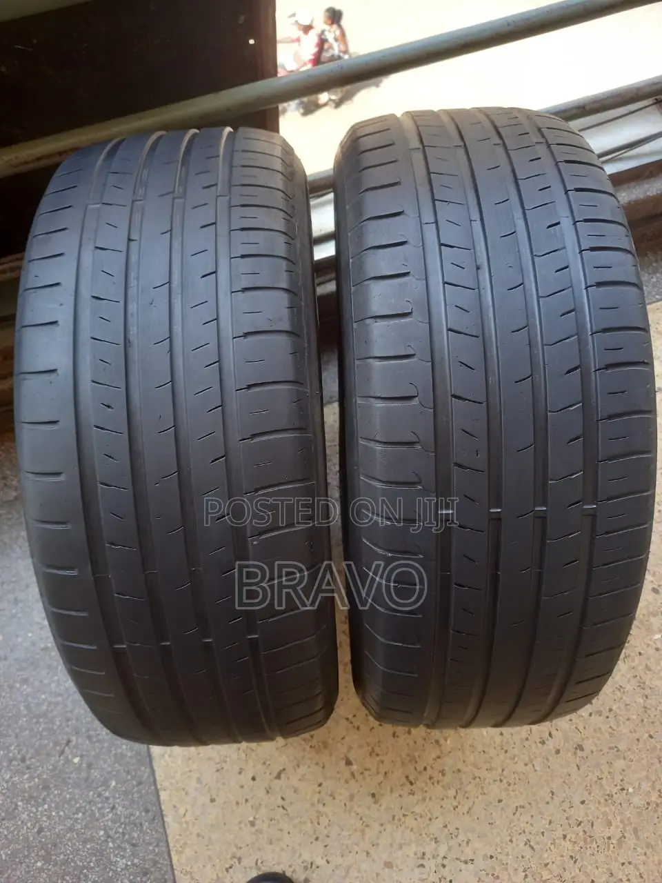255/55r18 Tyres for Benz.