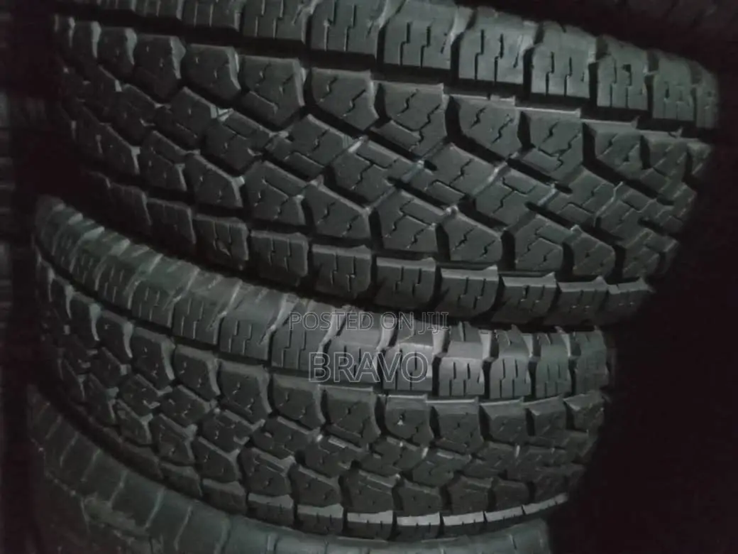 215/75r15 FARROAD Good Condition.