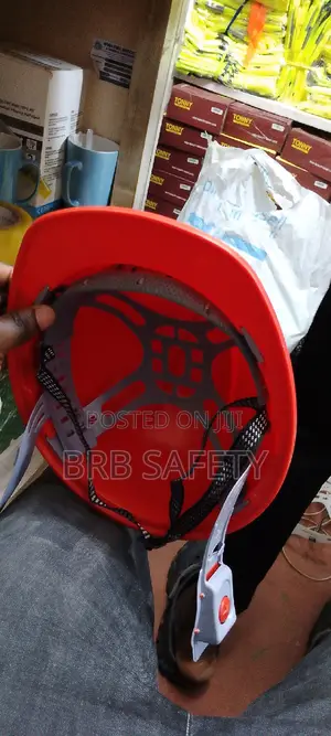 Safety Helmet V Guard.
