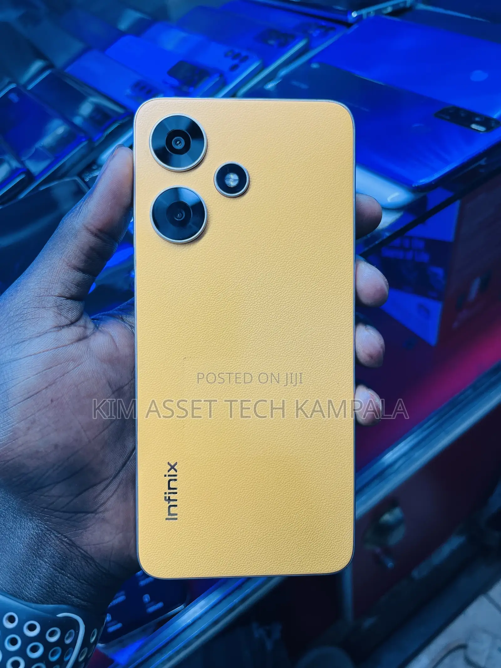 Infinix Hot 30i 128 GB Gold