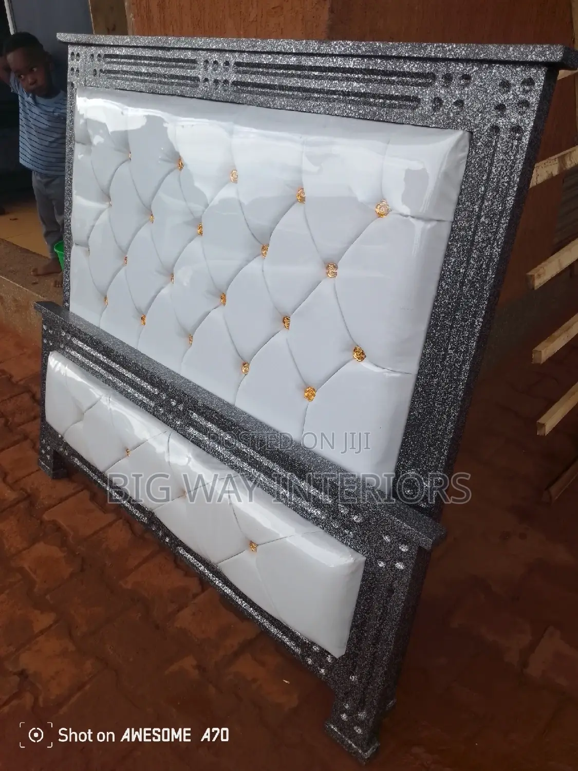4by6 White Leather Bed B3