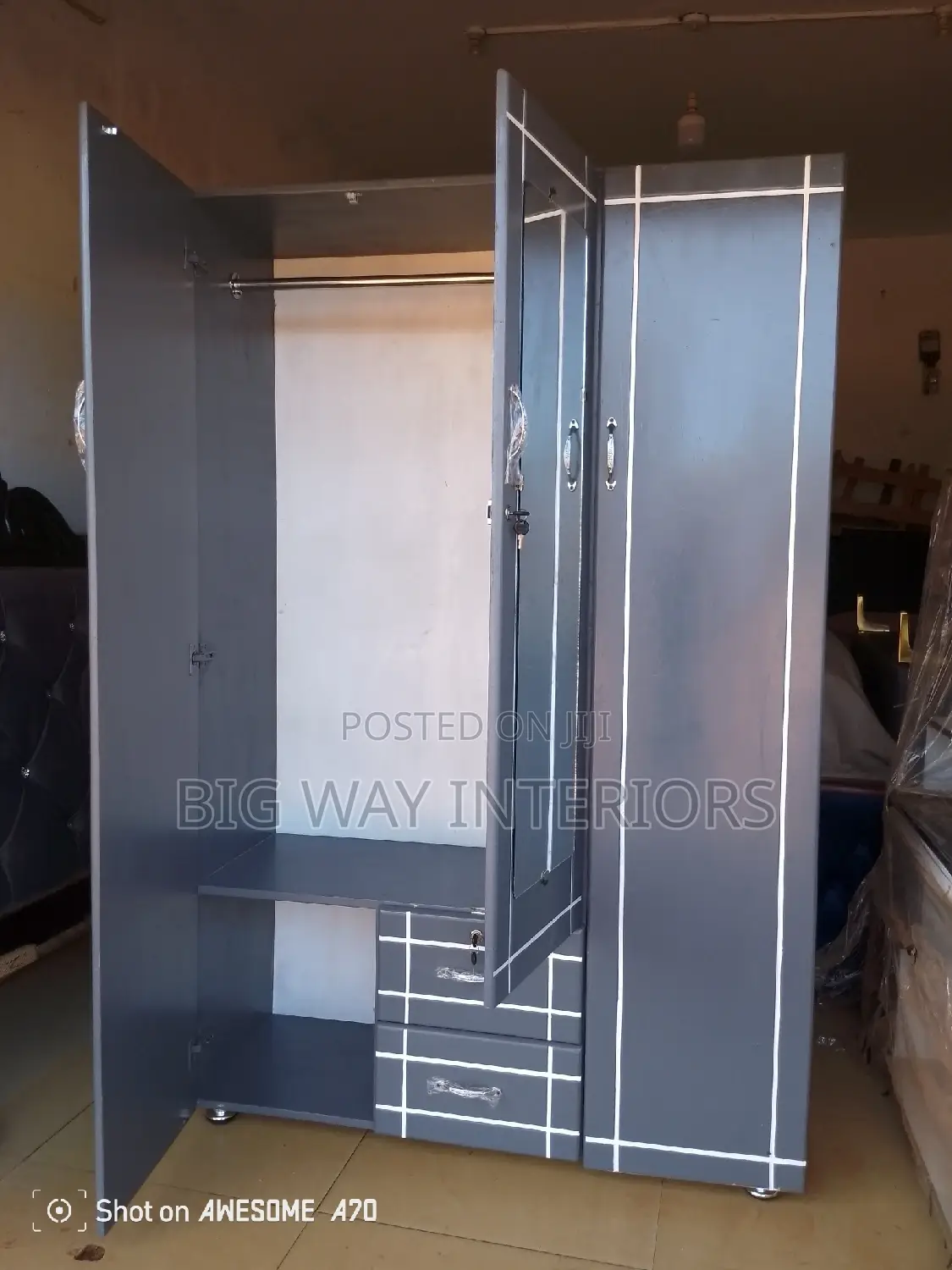 Gray Wardrope