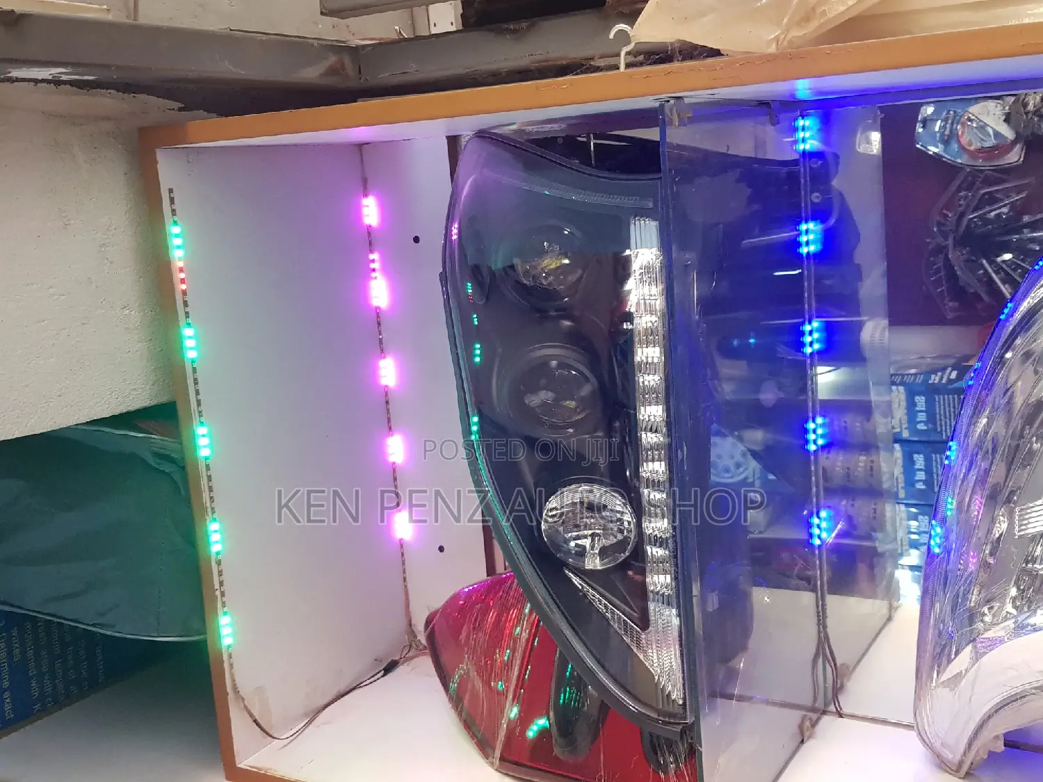 Headlamps for Harrier Kawundo Malidadi