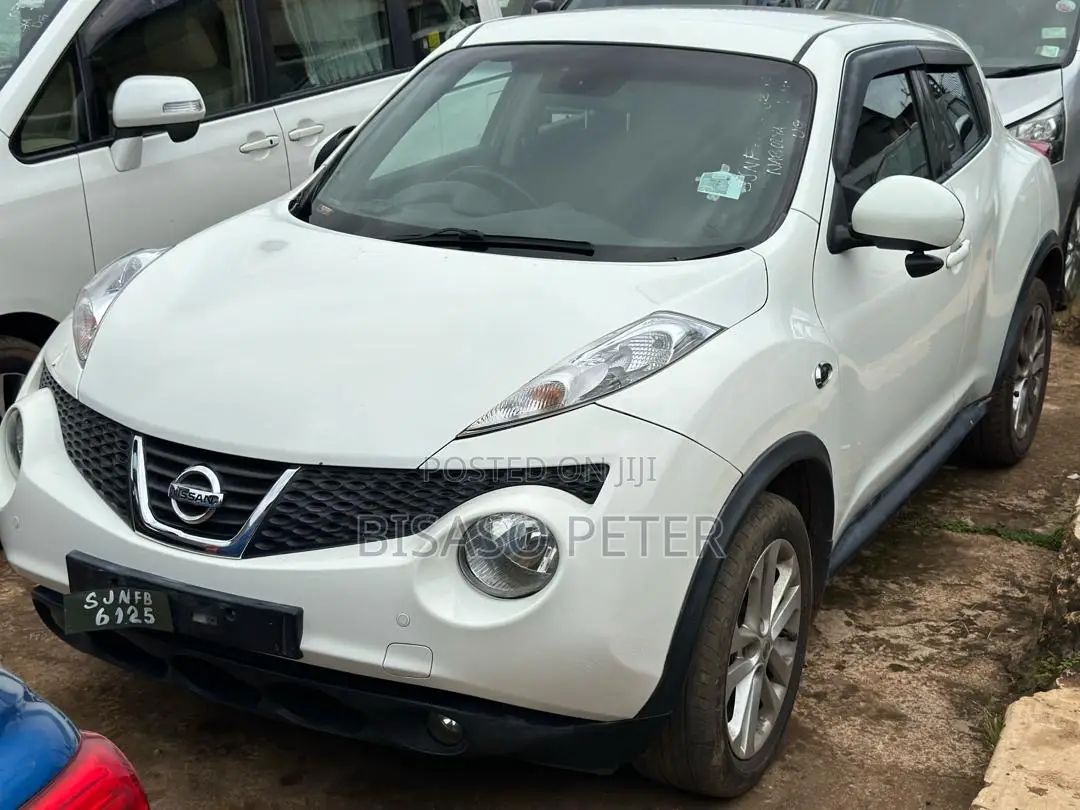 Nissan Juke S AWD 2012 White