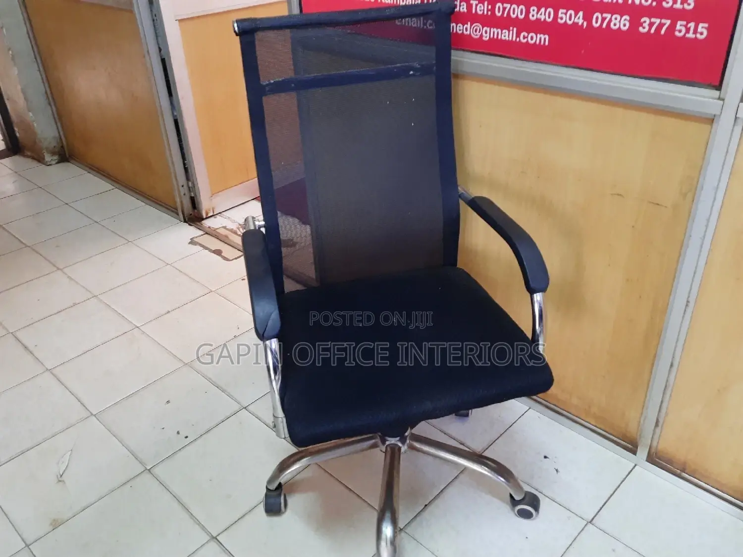 Hard Back Mesh Office Chair, Used