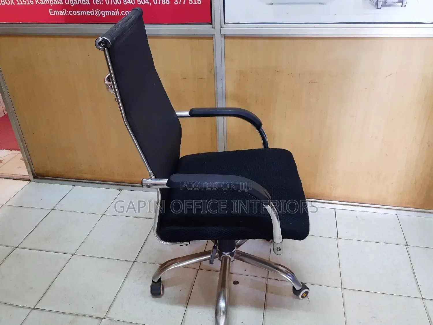 Hard Back Mesh Office Chair, Used