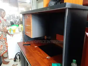 140cm Office Table With Fixed Drawers