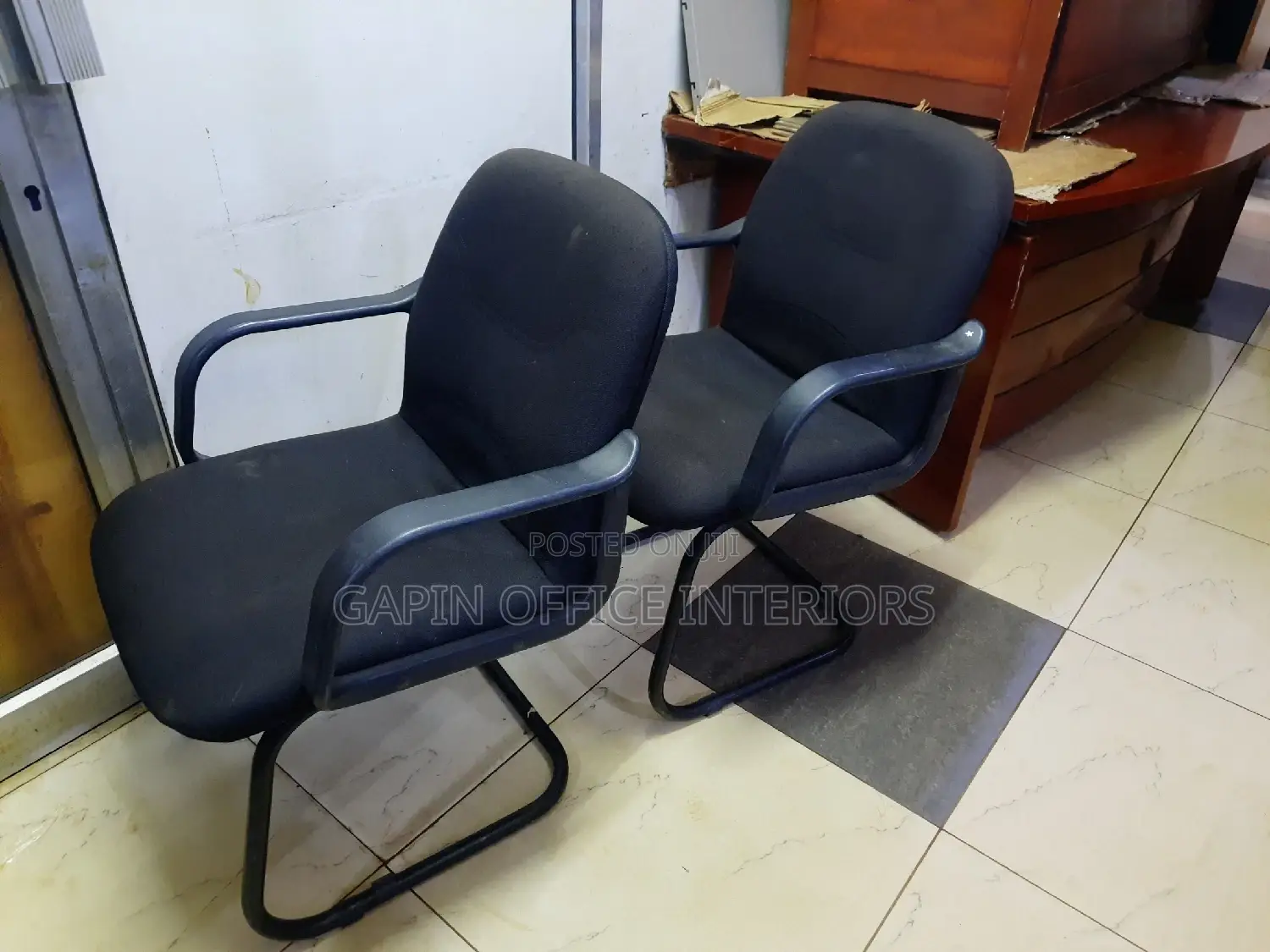 Non Rotating Fabric Office Chairs