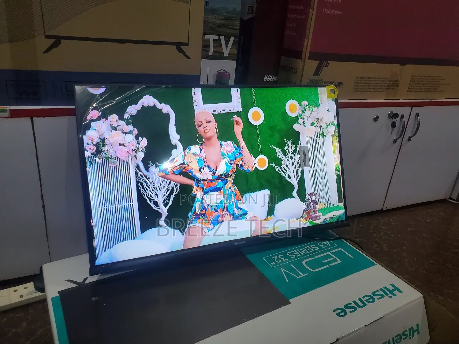 32"Inch Digital Hisense