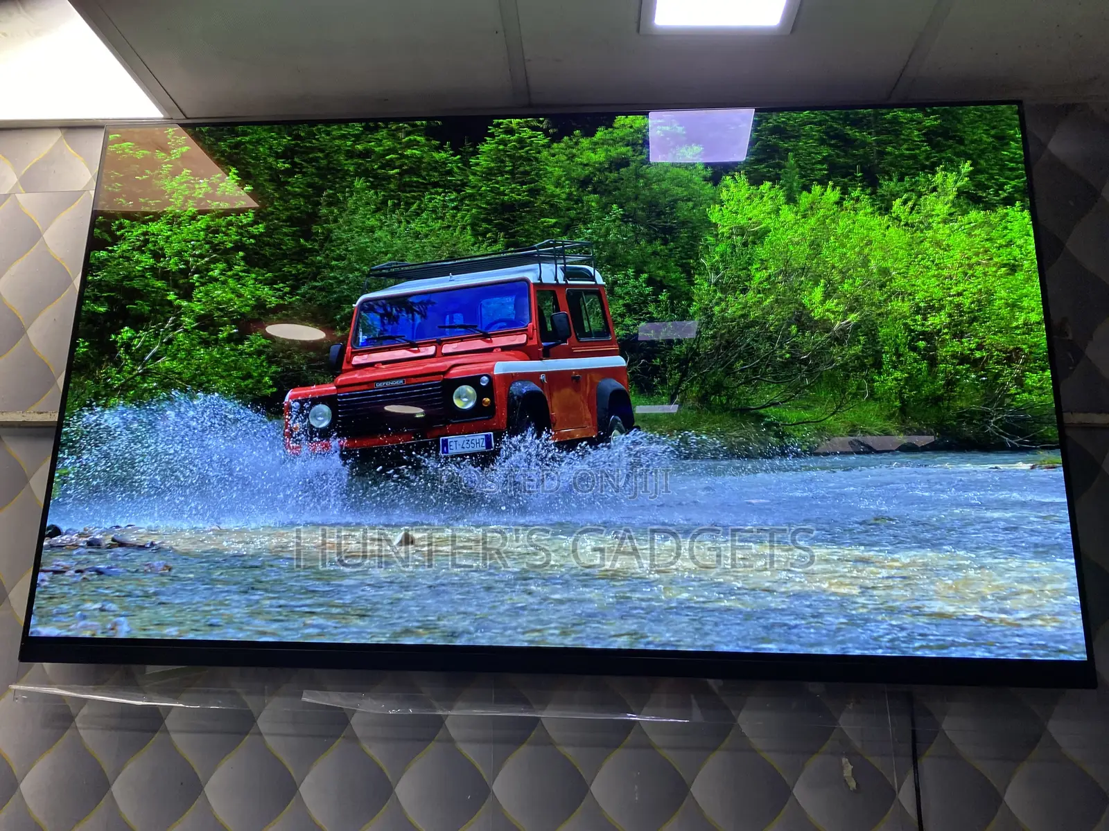 Oled Lg 65 Inch Smart Uhd Uk Used at Only 4,300,000/-