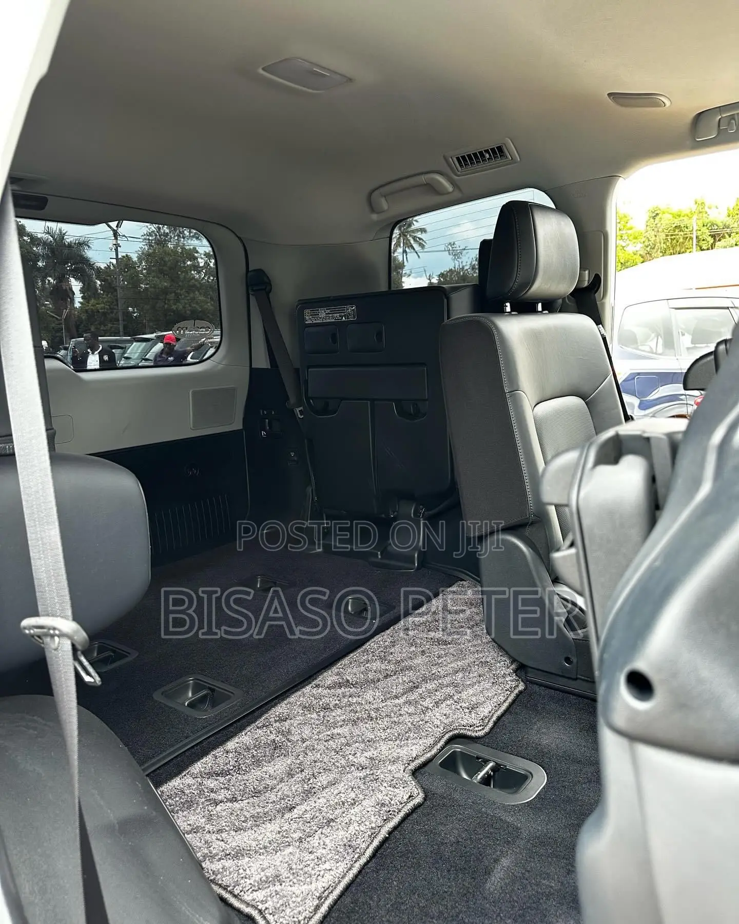 Toyota Land Cruiser 4.6 V8 ZX 2017 Silver