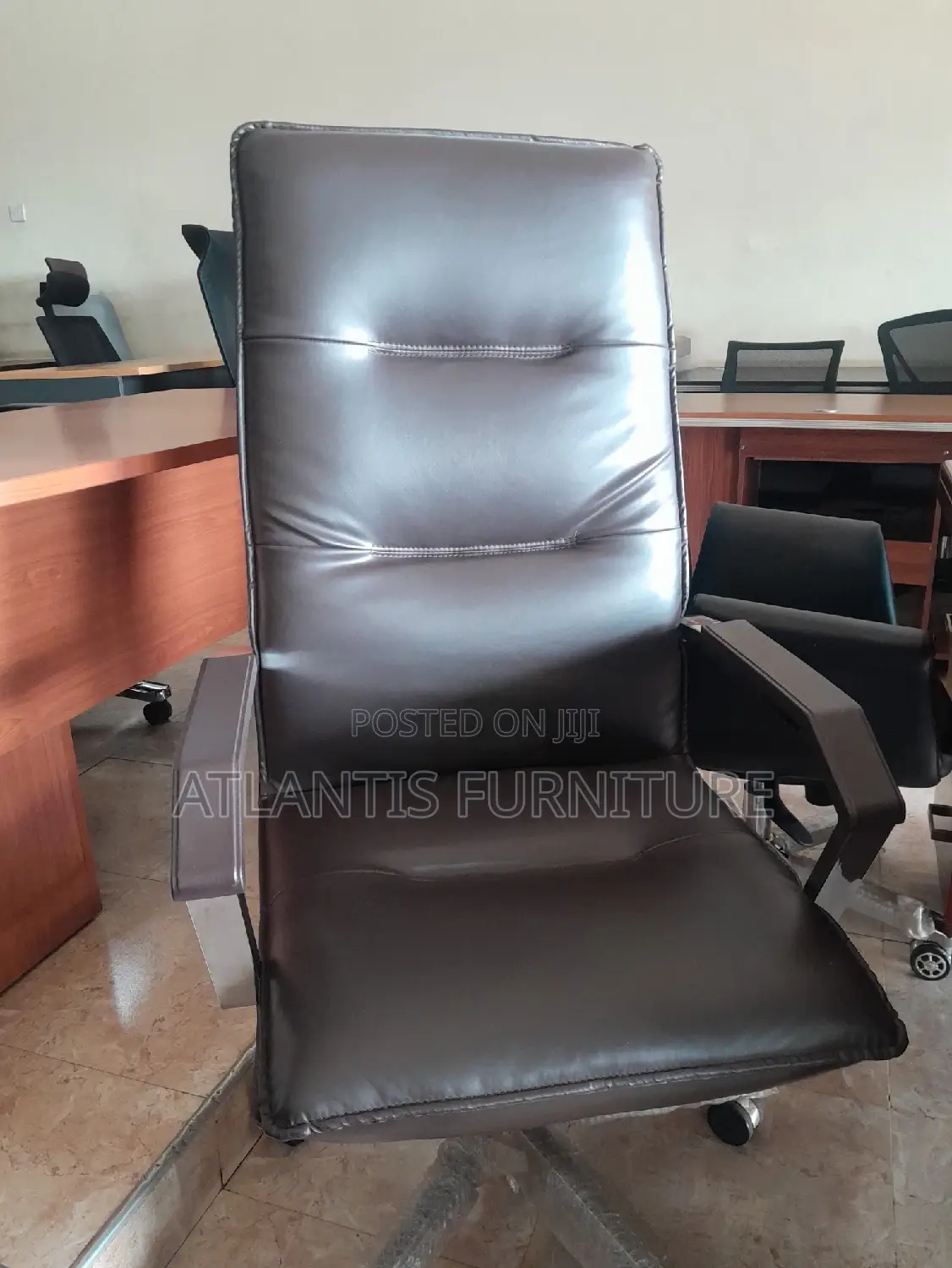 Comfortable Office High Back Chair