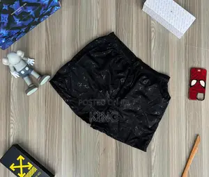 Shorts. Elastic Waistband With Inner Drawcord. Swim Shorts