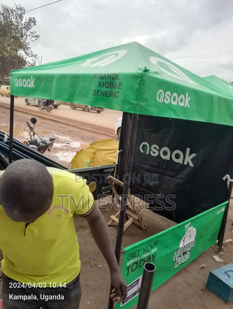Printed 2meter X2 Meter Tent With Back Flap and 2:Sided