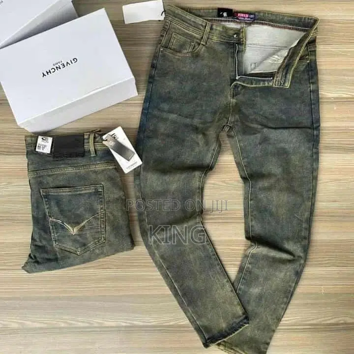 Modern Men Active Jeans