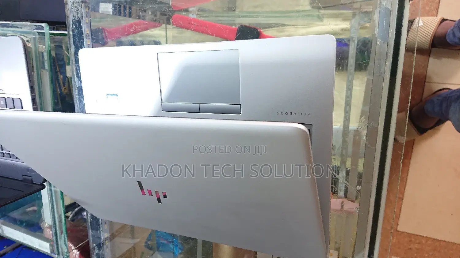 Laptop HP 14-Dq1088wm 8GB Intel Core I5 SSD 256GB
