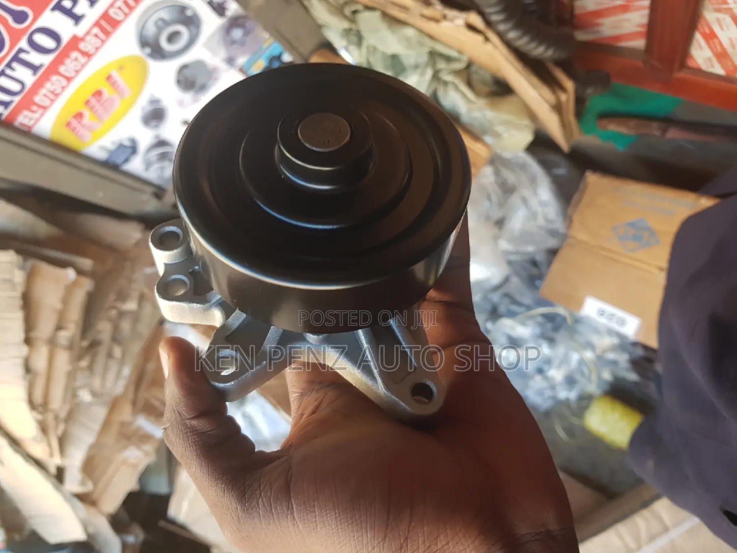 Water Pump for Toyota Celica, 4runner, and Hilux