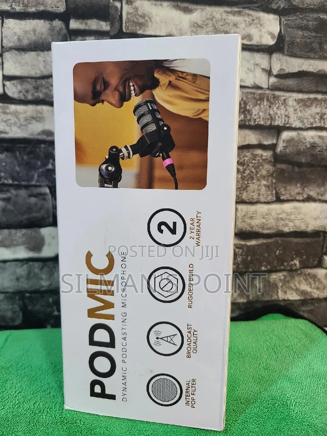 Rode Podmic Dynamic Podcasting Microphone