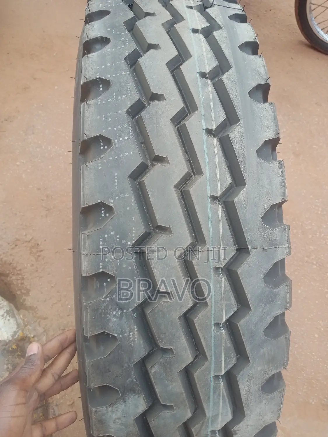 11R22.5 All Position Tyres for Trucks.