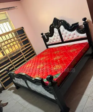 Photo - Leather Bed / Classy / 5by6 / Wooden Bed / Best Furniture