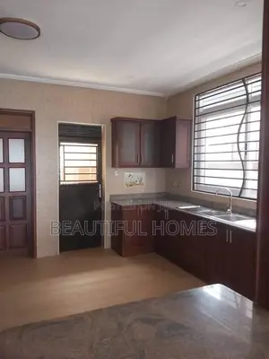 Furnished 6bdrm Duplex in Kigo, Central Division for sale