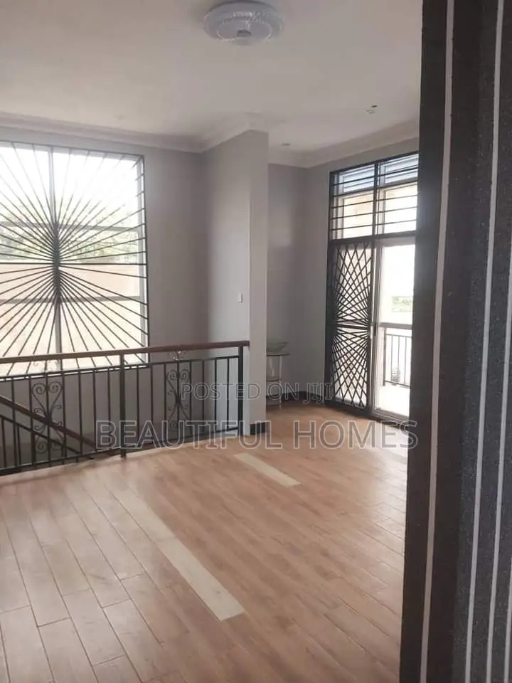 Furnished 6bdrm House in Kigo Munyonyo, Makindye for sale