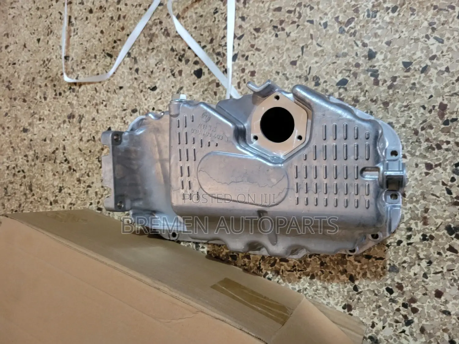 Oil Pan Volkswagen Tiguan, Touran ,Golf Mk5