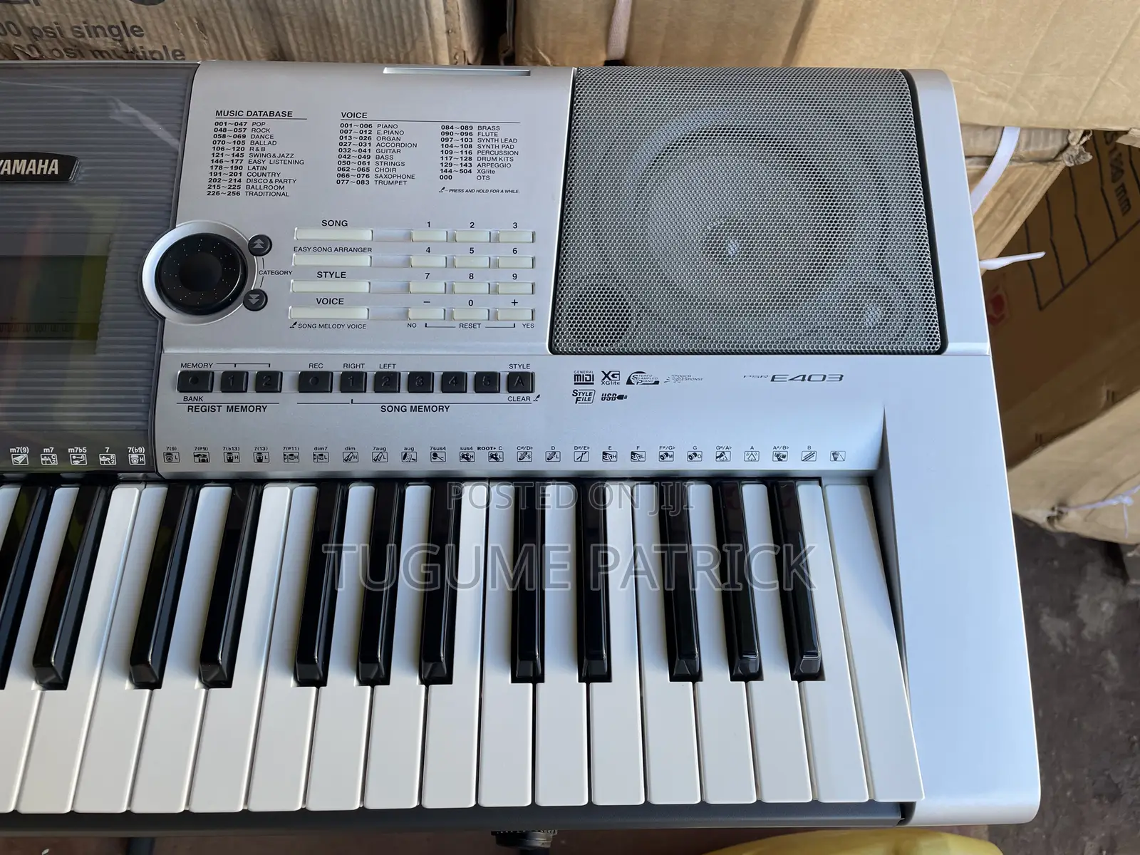 Yamaha Keyboard 403