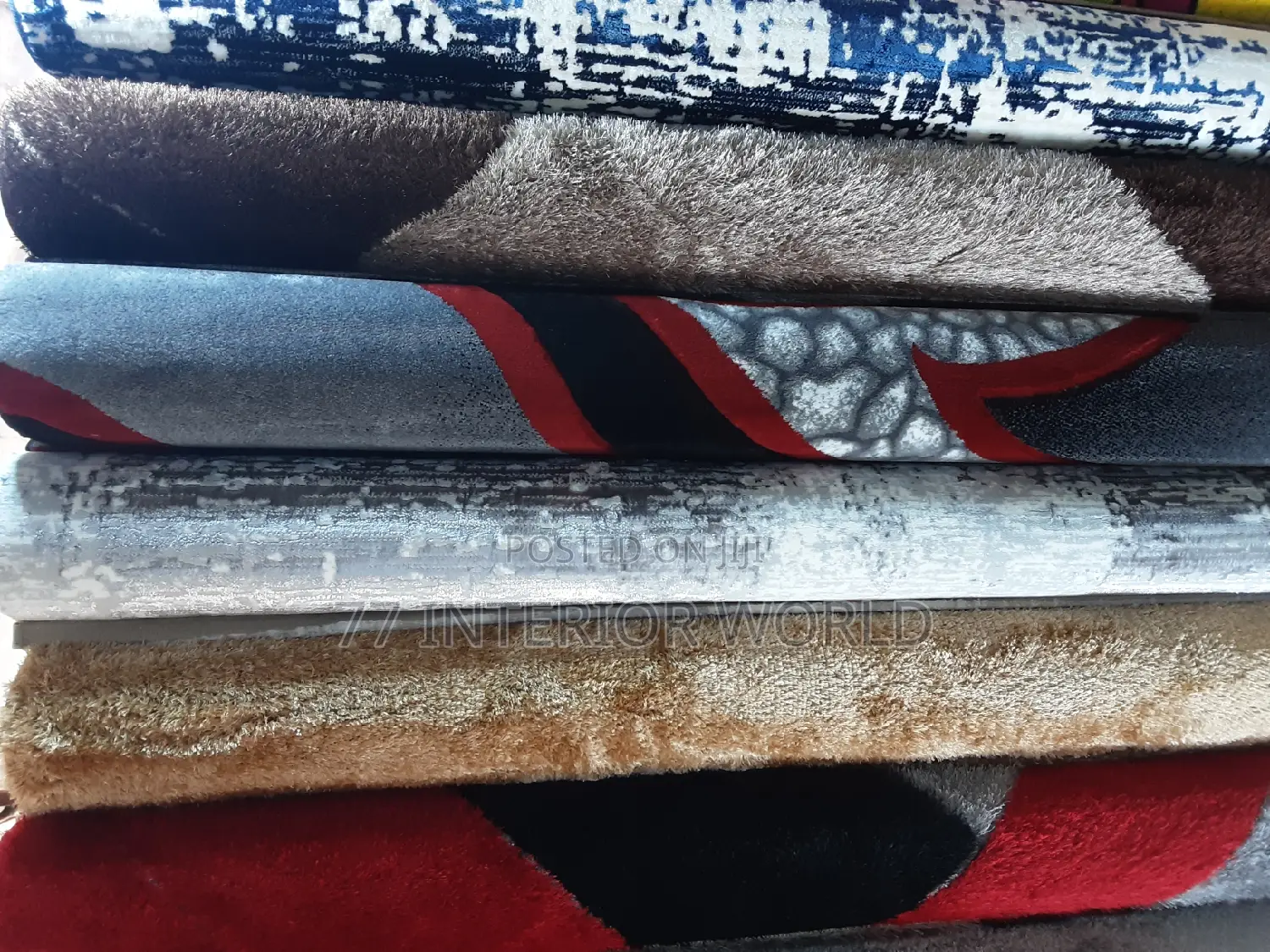 Unique Center Carpets