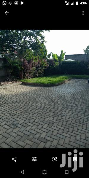 Bungaloo In Kirinya Bweyogerere For Sale In Tarmacked Area