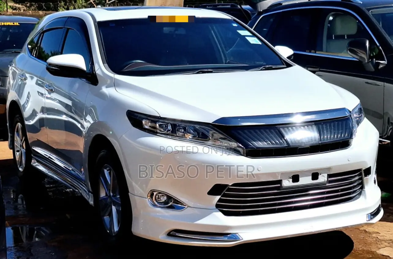 Toyota Harrier 2.0 2015 White