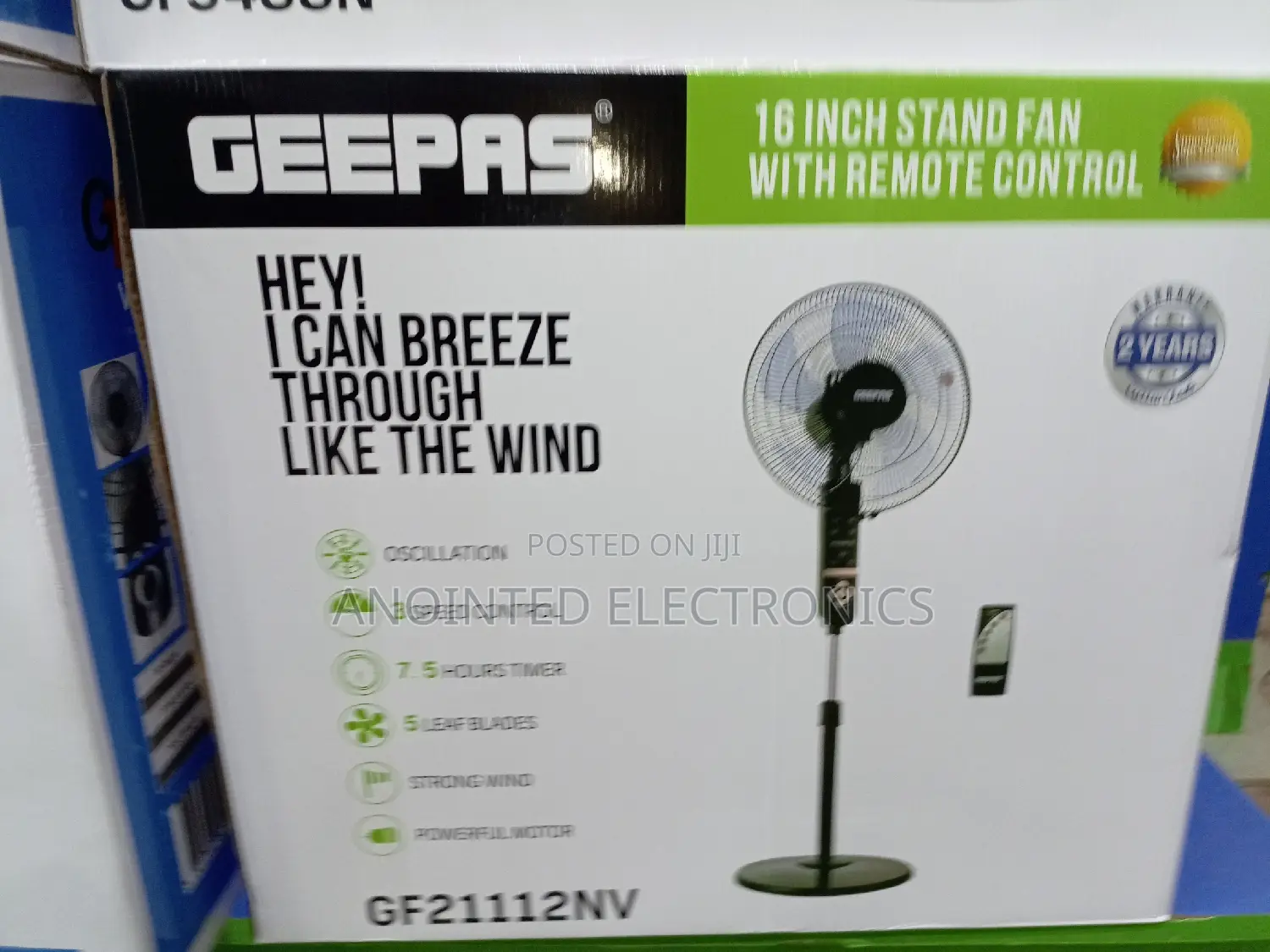 Geepas Stand Fans With a Remote