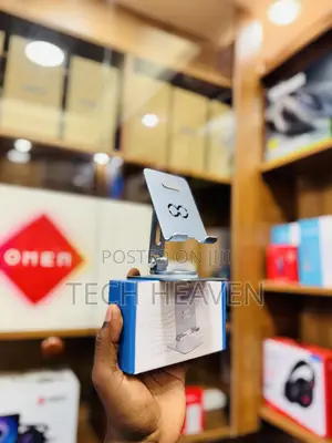 Photo - Metalic Rotating Phone Stand