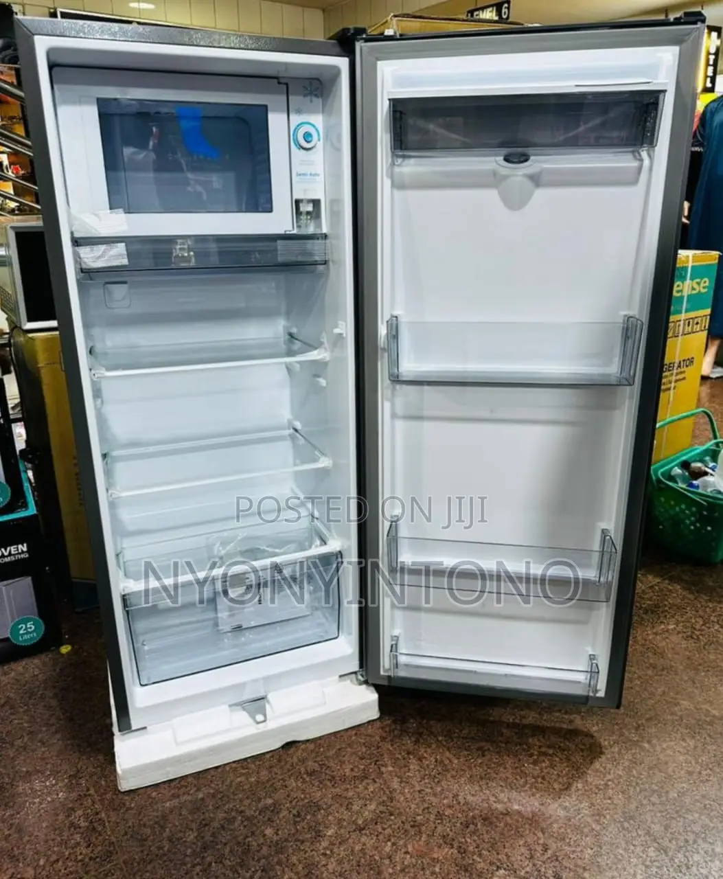 Hisense 229litres Single Door Fridge With Water Dispenser.