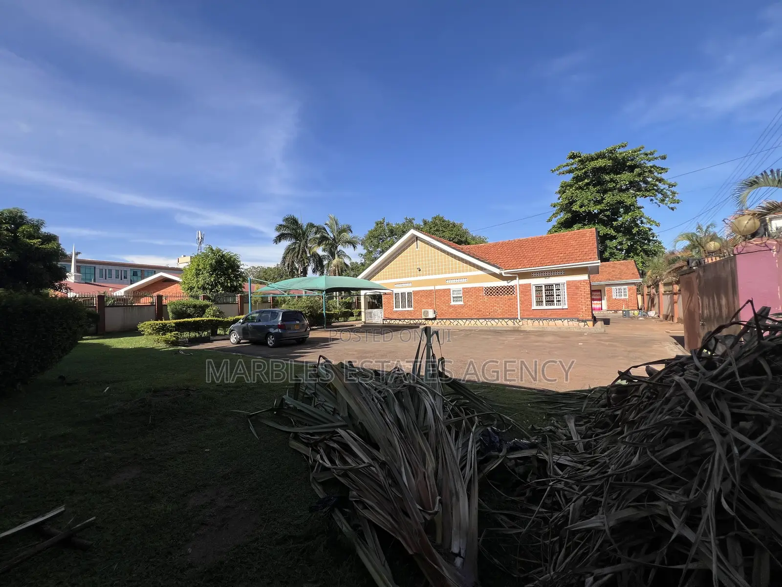 4bdrm Bungalow in Kololo, Central Division for rent