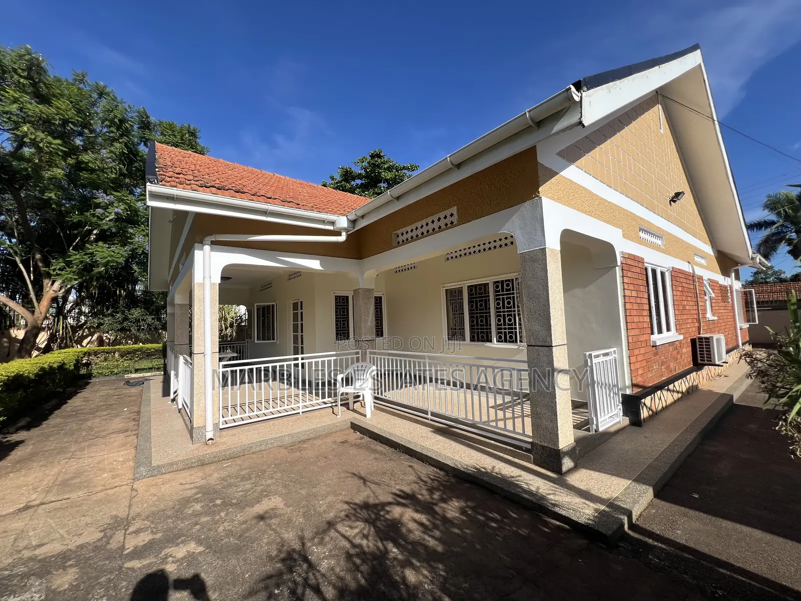 4bdrm Bungalow in Kololo, Central Division for rent