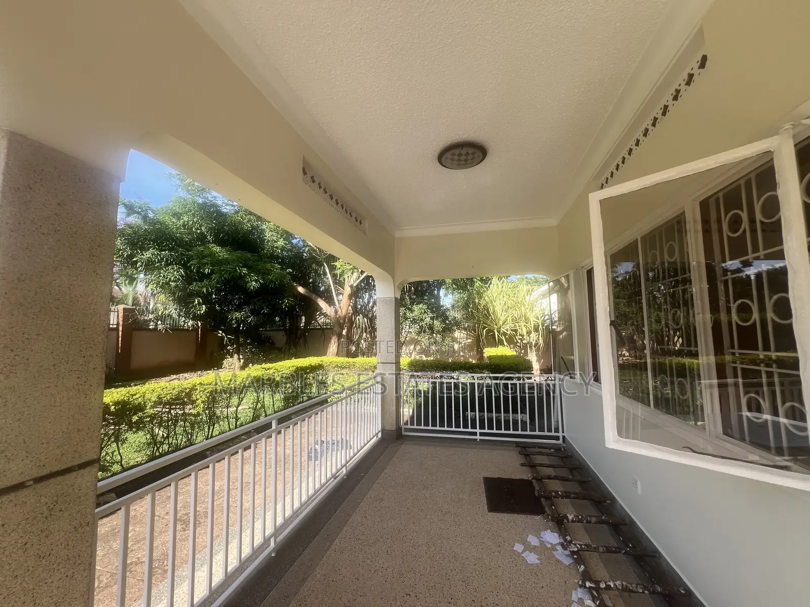 4bdrm Bungalow in Kololo, Central Division for rent