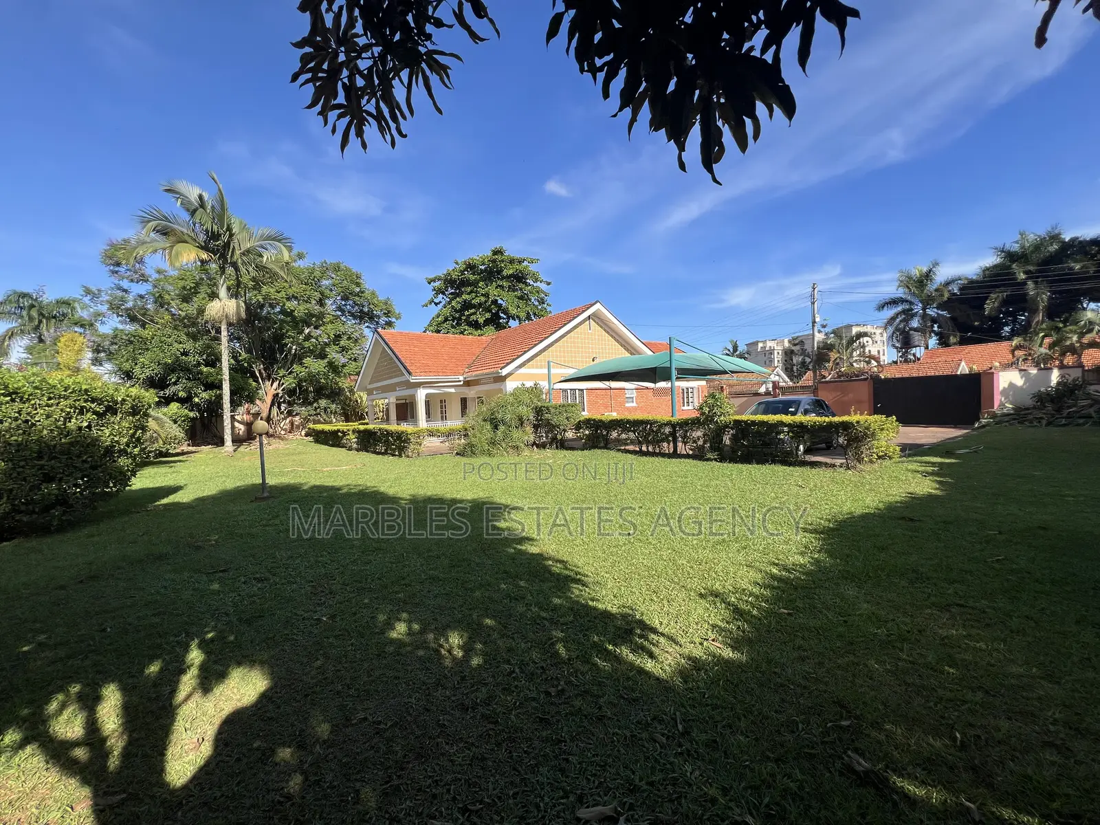 4bdrm Bungalow in Kololo, Central Division for rent