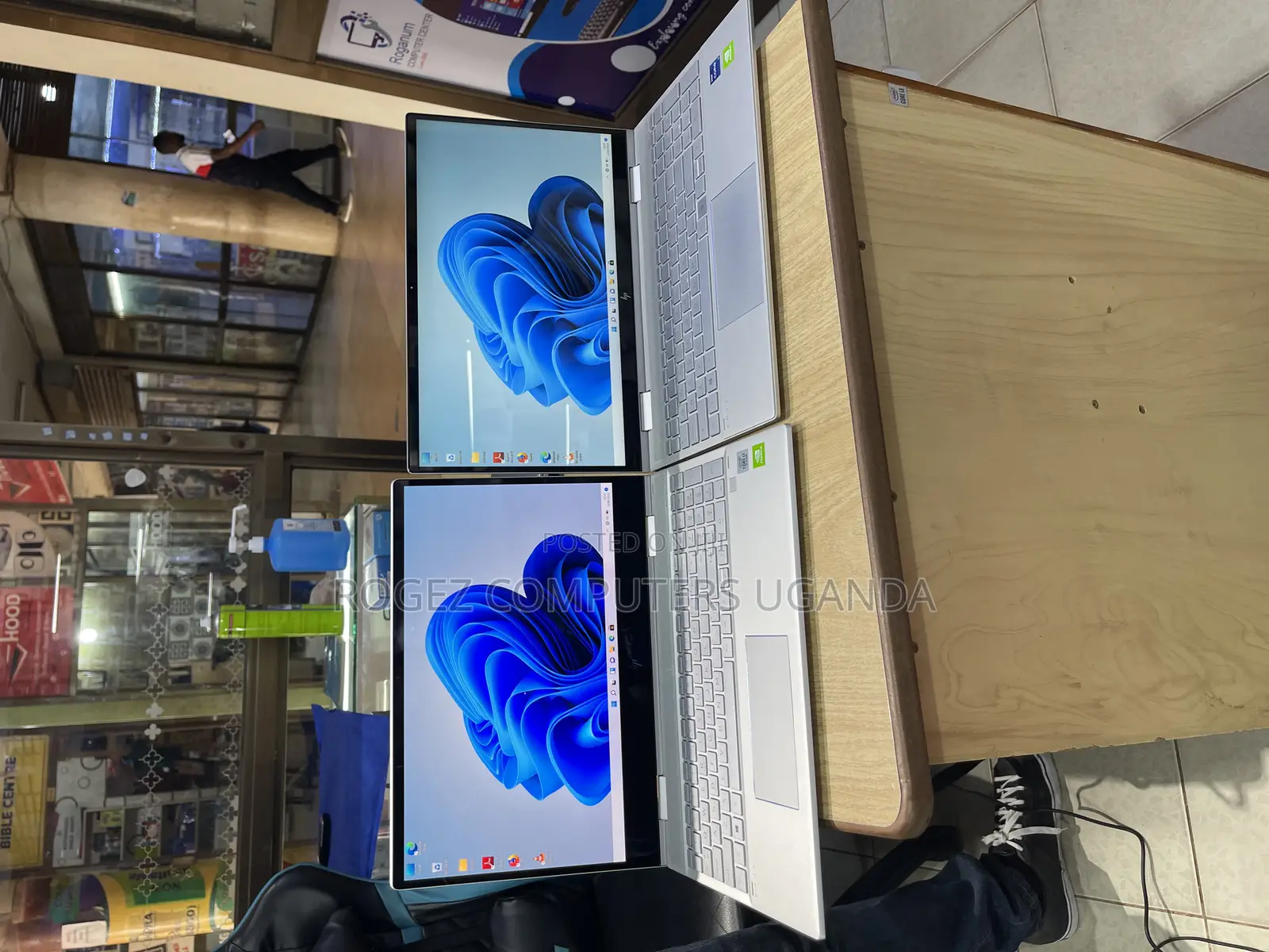 New Laptop HP Envy 15-Ep0xxx 16GB Intel Core I7 SSD 512GB