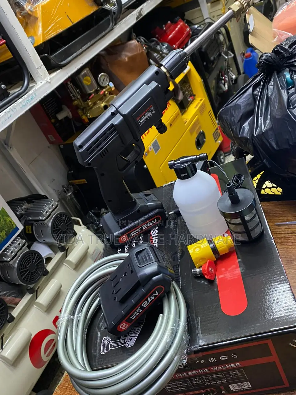 Cordless Car Washer/ Rechargeable Car Washer