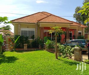 Kiira Prestigious House With Green on Quick Sell