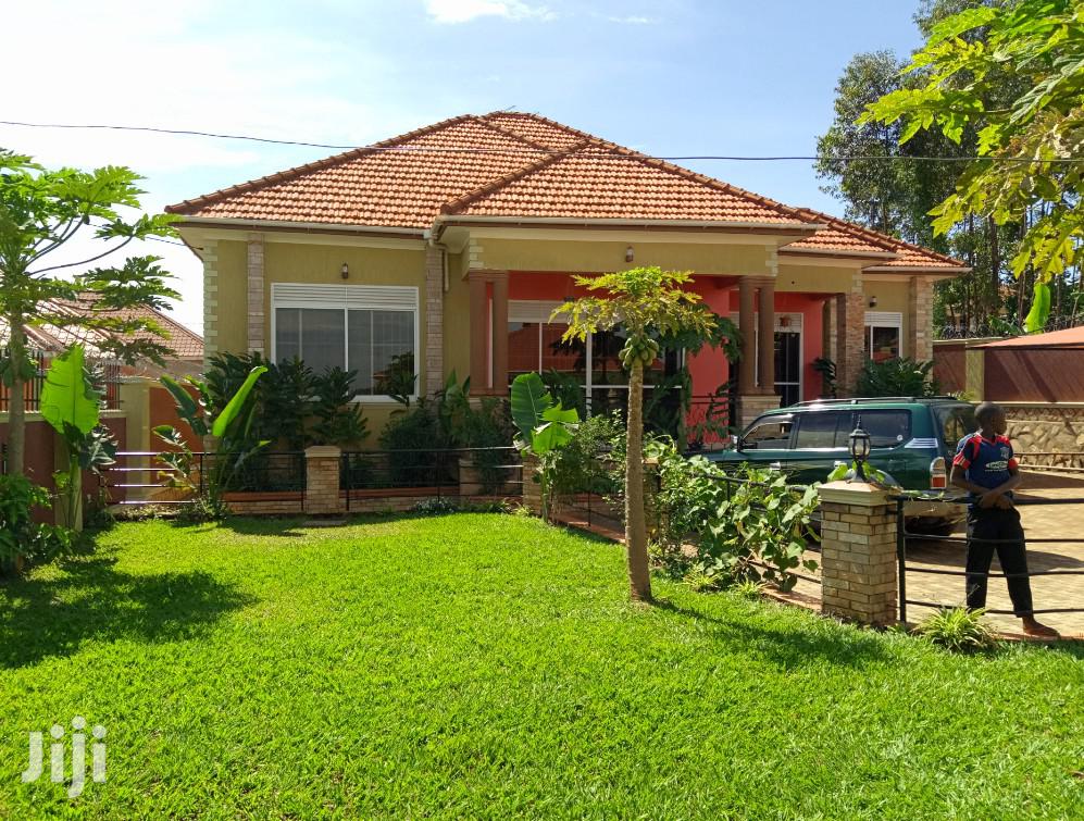 Kiira Prestigious House With Green on Quick Sell