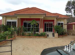 Kiira Prestigious House With Green on Quick Sell