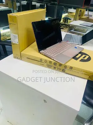 Photo - New Laptop HP Pavilion 14 16GB Intel Core I7 SSD 1T