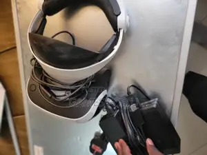 Virtual Reality Uk Used Full Set at $8
