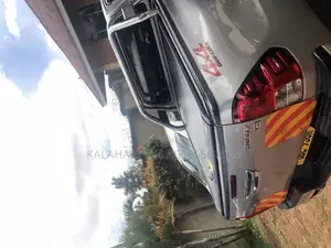 Electric Roll’ Lock Roller Shutter Hilux
