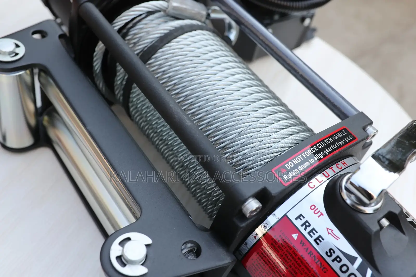 12v Electric Cable Pulling Winch for Vehicles.